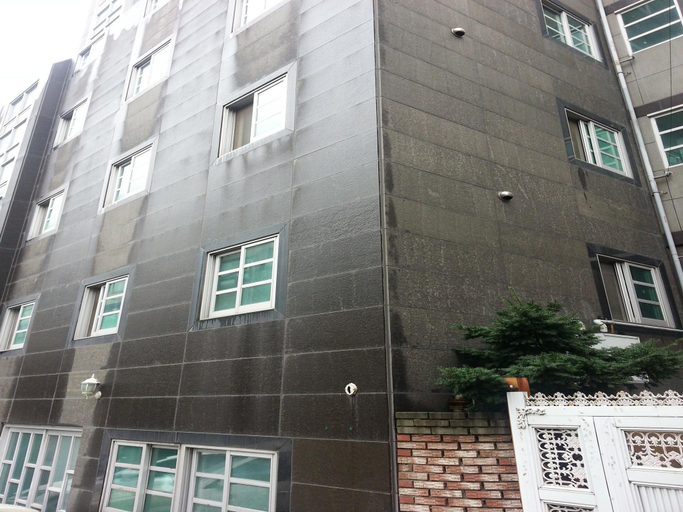 Exterior & Views 1, Sinchon Livingtel, Seodaemun