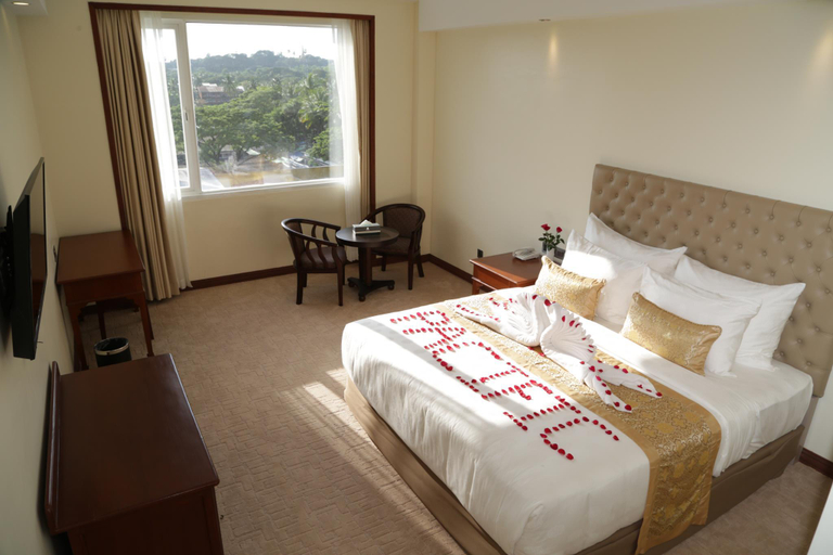 Bedroom 2, Pacific Hotel (Yangon), Yangon