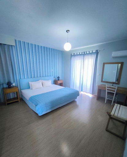 Bedroom 2, Valente Perlia Rooms, Attica