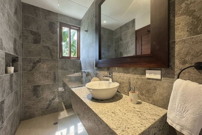 Bathroom 2, Jama Campay Hotel by Otium, Sucre