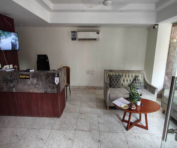 Reception 2, Deluxe Townhouse Old Railway Road, Gurgaon