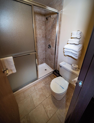 Bathroom, Marbleton Inn, Sublette
