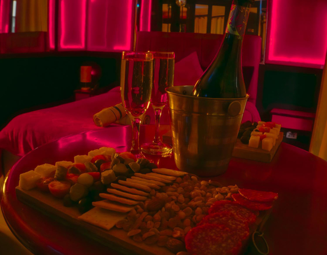 Food & Drinks 5, Bellas Artes Palace Secret Suites Adult Only, Santiago