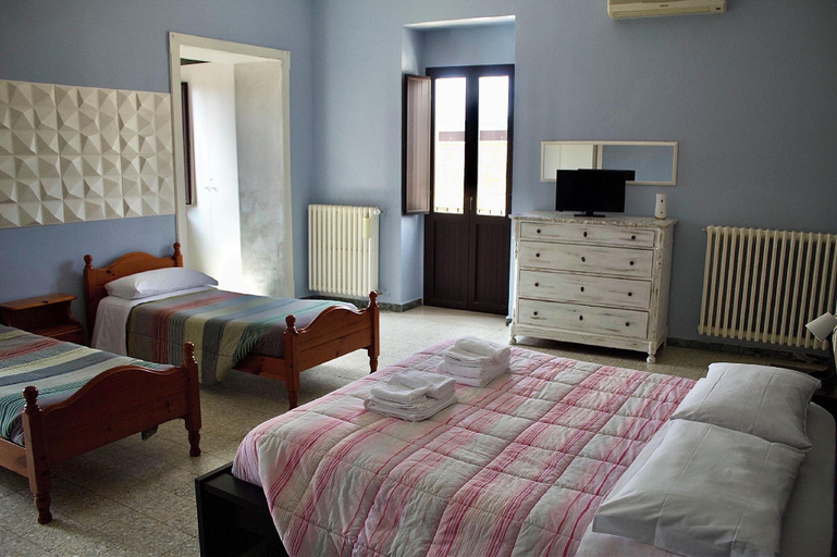 Bedroom 5, Il castello di atessa, Chieti