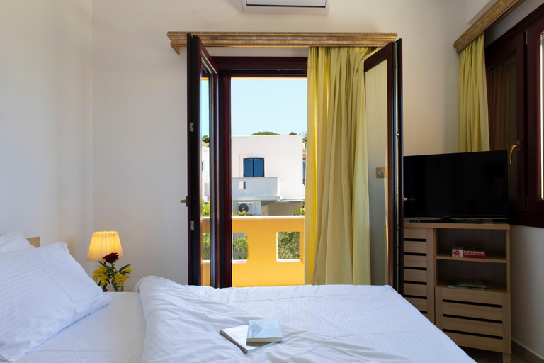 Bedroom 3, Villa Kokkali, South Aegean