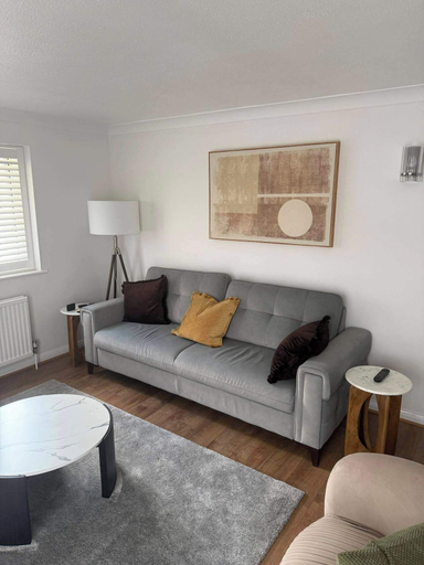 Living area 5, Apartment Sleeps 6 With Parking, London