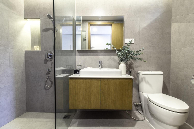Bathroom 4, SANTINY Hotel, District 7