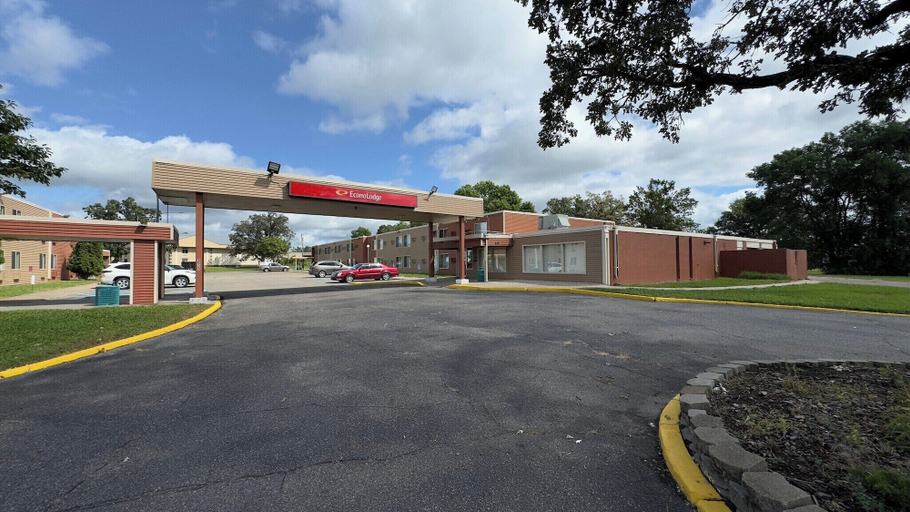 Exterior 4, Ember Inn Suites Waite Park, Stearns