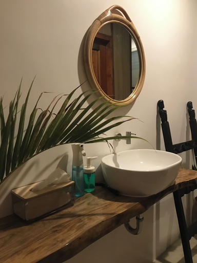 Bathroom 4, Azul de Panglao Hotel, Panglao