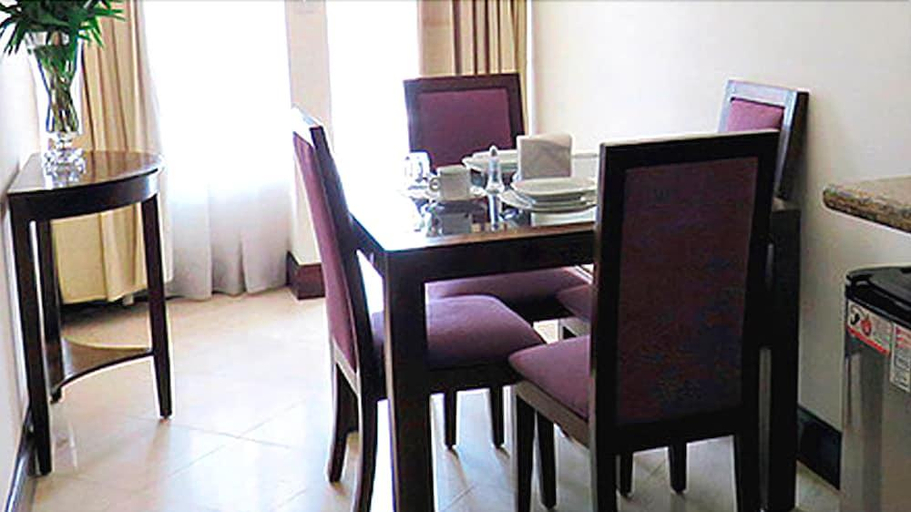 Others 4, Suites Melchor Ocampo 445, Mexico City