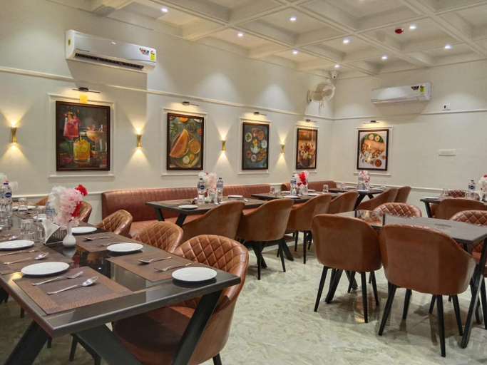 Food & Drinks 5, Hotel Gharana Green's, Gaya