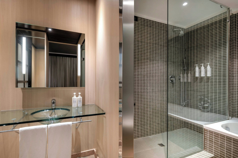 Bathroom 4, AC Hotel Bologna by Marriott, Bologna