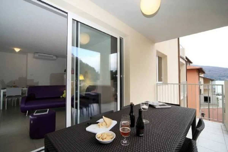 Others 5, Maccagno Apartments, Varese