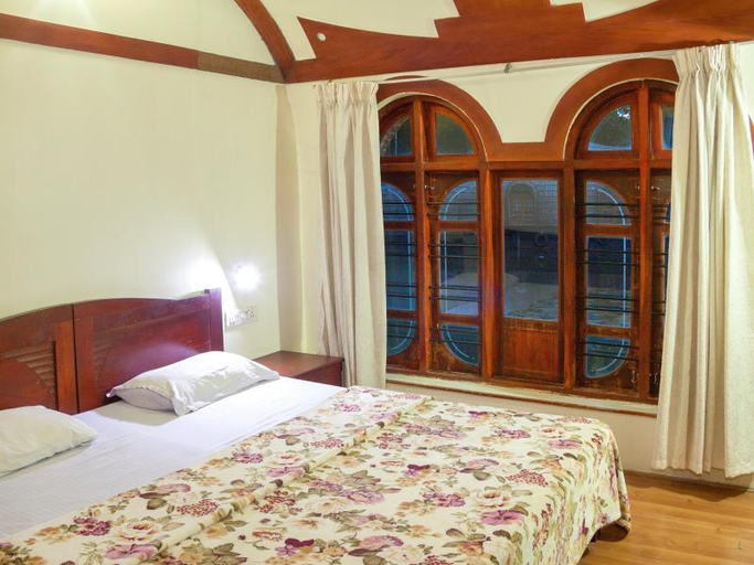 Bedroom 2, Aqua Jumbo Houseboat, Kottayam