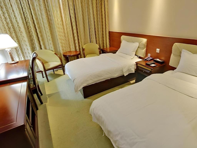 Bedroom 2, Starway Hotel Hongqiao Junction Center Branch, Shanghai