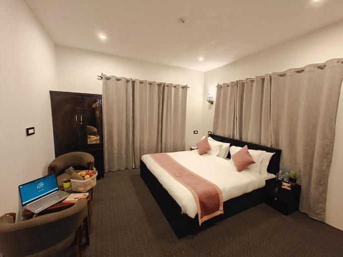 Room 5, Gulmarg Orchard, Baramulla