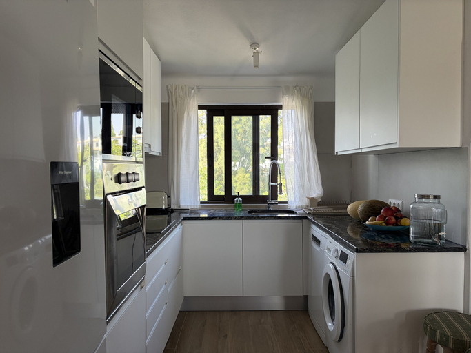 Room 2, Aldeia S o Rafael T2 82B, Albufeira