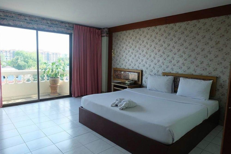 Bedroom 4, Chao Phya Grand Hotel, Hat Yai