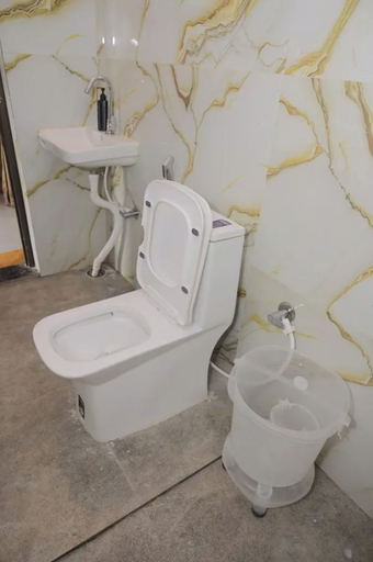 Bathroom 5, Fabhotel Ramanjnaeya, Faizabad