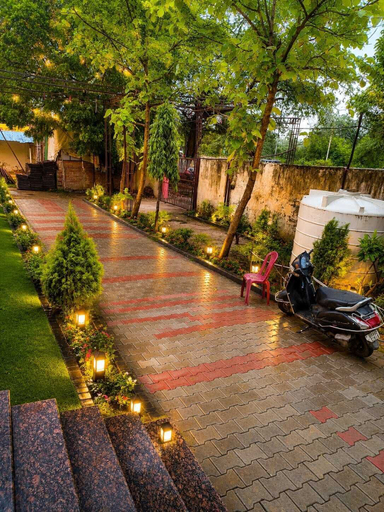 Property grounds 3, Hotel GRG Bhavan Vrindavan, Mathura
