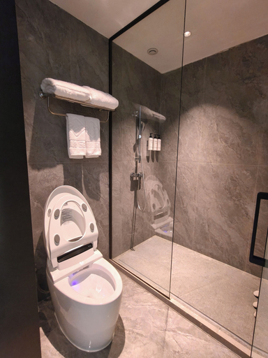 Bathroom 2, Fenghuang Jiutian Jiayue Hotel, Xiangxi Tujia and Miao