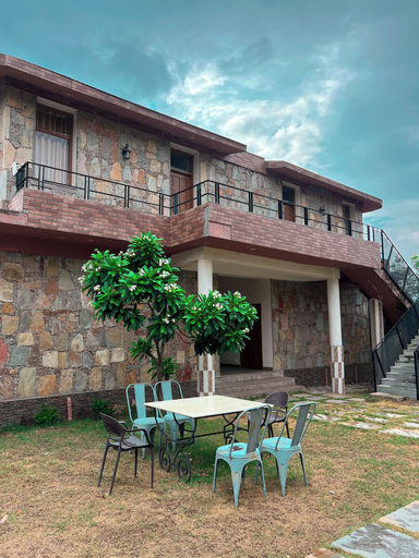 Outdoor dining 4, Palm Valley Resort by The Sky Imperial, Udaipur