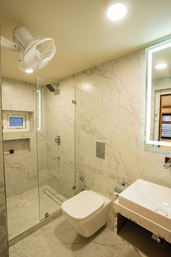 Bathroom 3, Fithaus - A Boutique Stay, Kolkata
