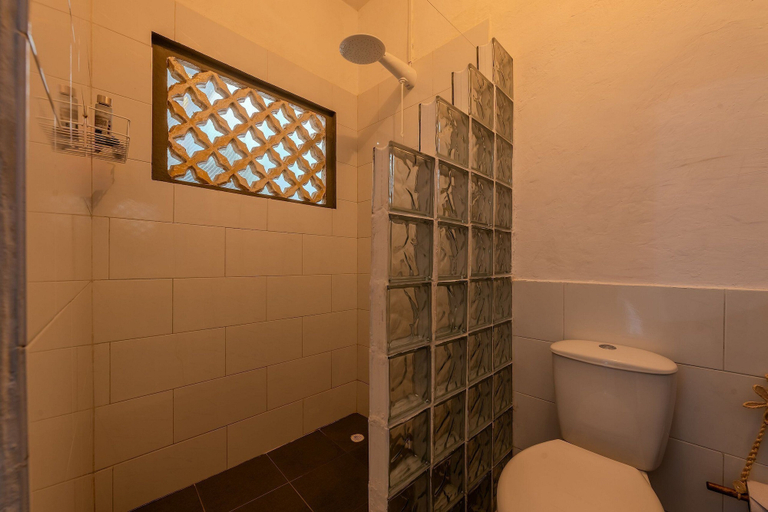 Bathroom 3, Casa Moraira, Cartagena de Indias
