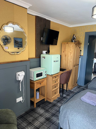 Bedroom 3, BELLFIELD HOUSE, Highland