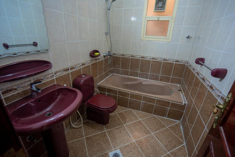 Bathroom, Baith Al Jannah Home Stay, Abu Dhabi City