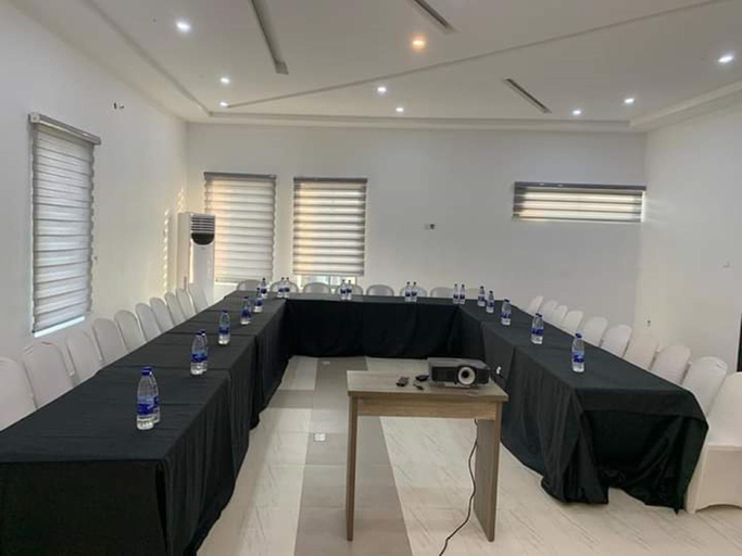 Business Facilities, Hevee Hotel and Suite, Obafemi-Owode