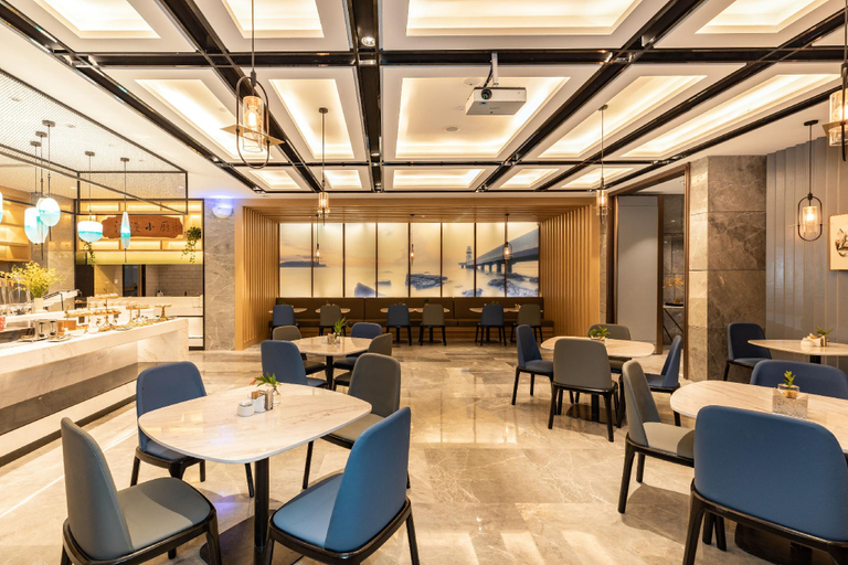 Food & Drinks 5, Mercure Zhuhai Lovers Road Beach Swimming Pool, Zhuhai