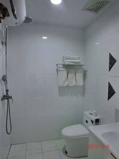 Bathroom 4, Hulunbuir Longchen Inn, Hulunbuir