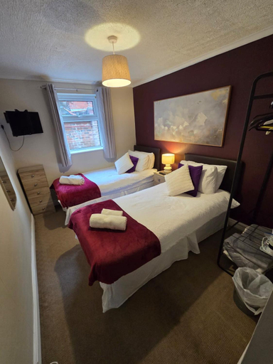 Bedroom 5, Lynton Hotel, Blackpool