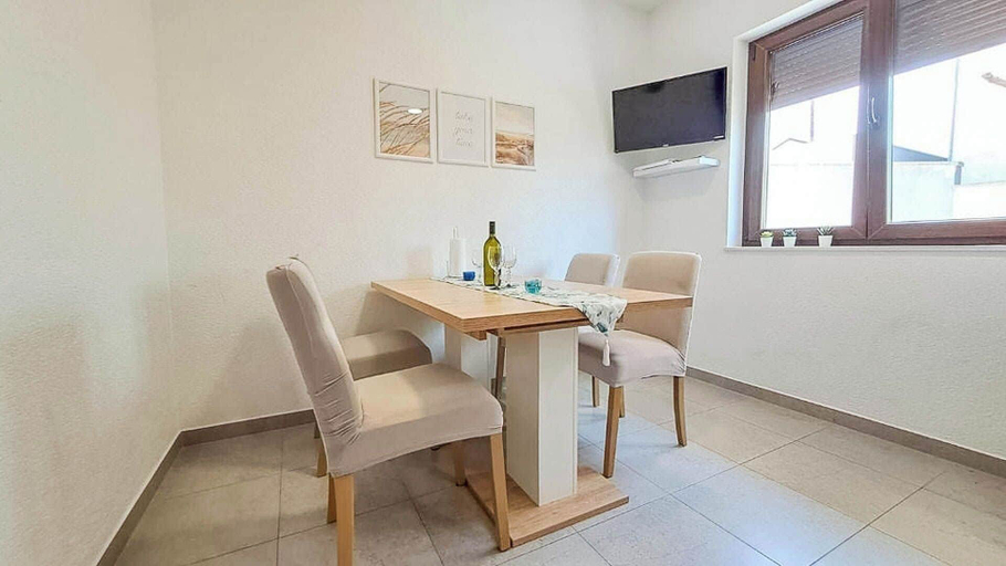 Private kitchen 4, Apartment Franky, Crikvenica