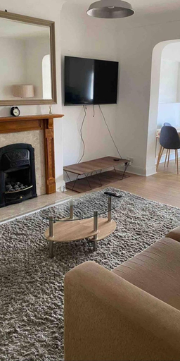 Living area 4, Cosy London Apartment With 2 Bedrooms, London