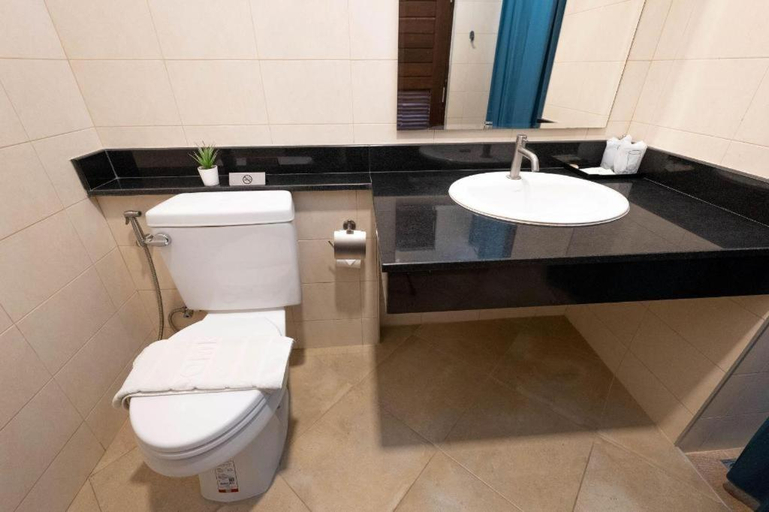 Bathroom 4, The Nest Krabi Hotel, Mueang Krabi