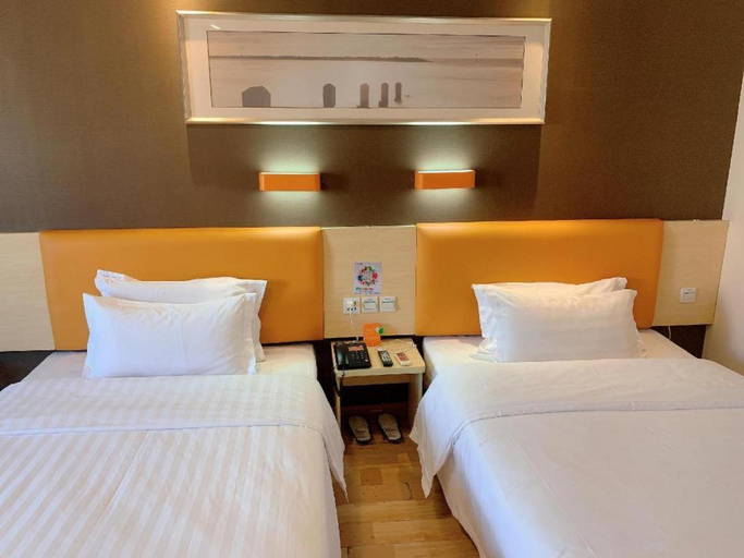 Bedroom 3, 7 Days Premium Guangzhou Zengcheng Xintang Light Railway Station, Guangzhou