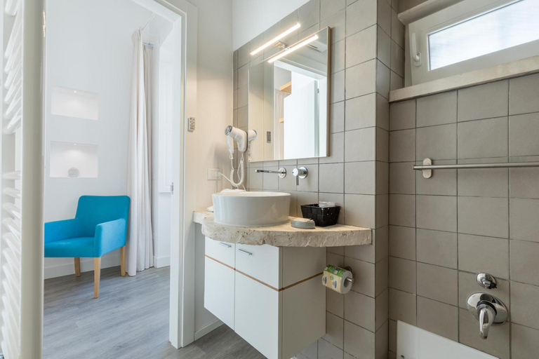 Bathroom 3, Star Suite by BarbarHouse, Taranto