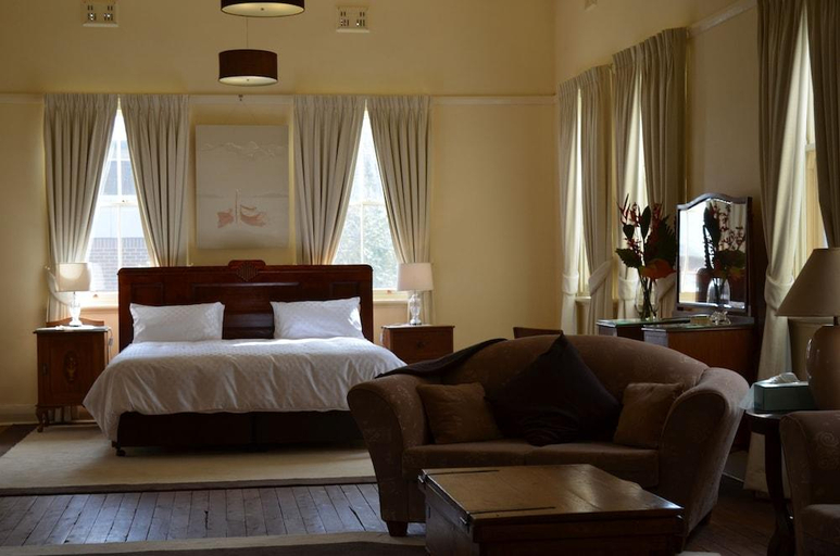 Bedroom, Old Parkes Convent, Parkes