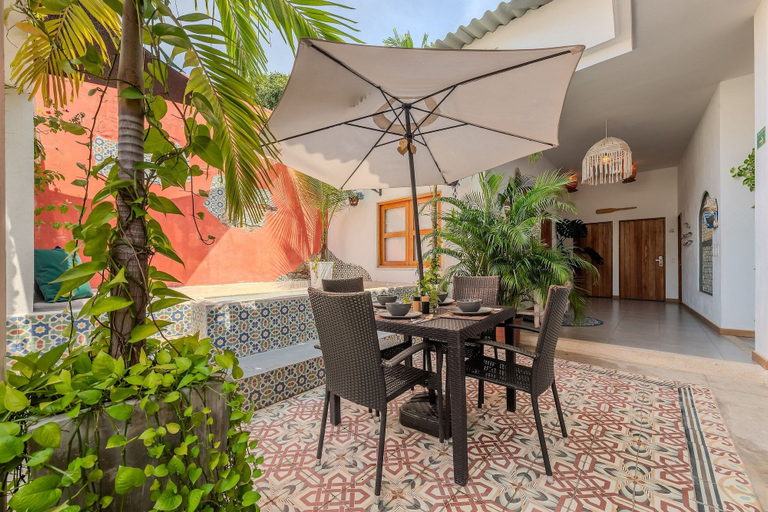 Others 5, Casa Moraira, Cartagena de Indias