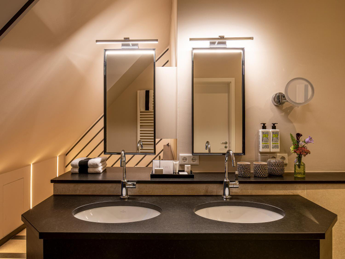 Bathroom 4, Hotel Goliath am Dom, Regensburg
