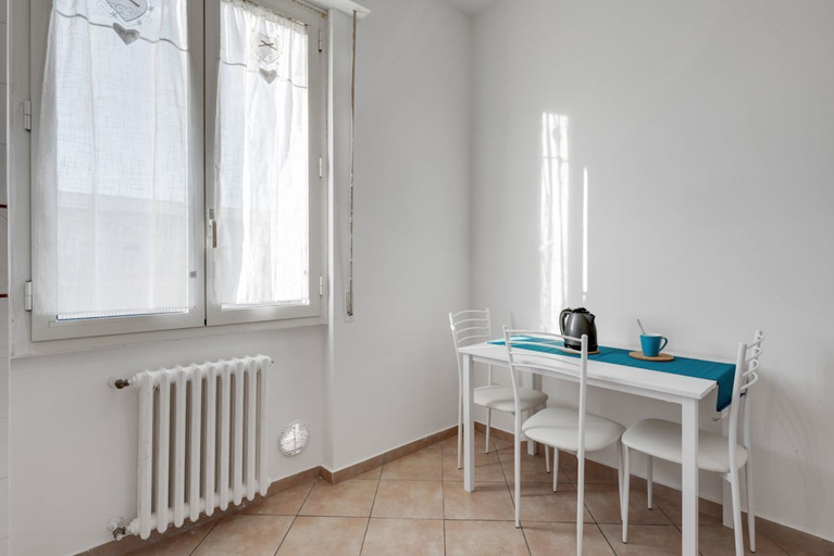 Others 5, Lulli Cozy Apartment with Balcony, Florence