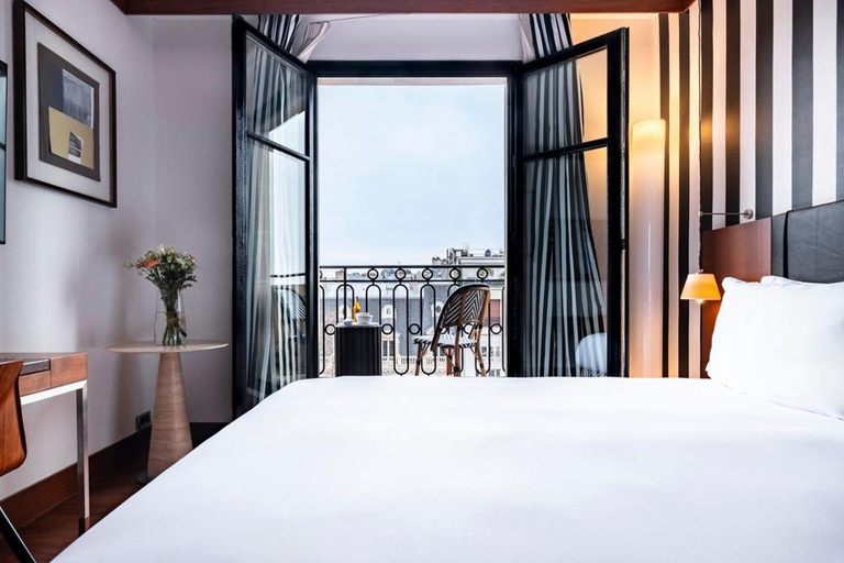 Bedroom 2, Grand Hotel Champs Elysees, Paris