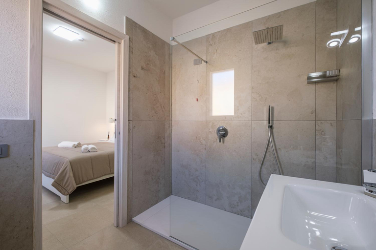 Bathroom 5, Your House, Olbia-Tempio