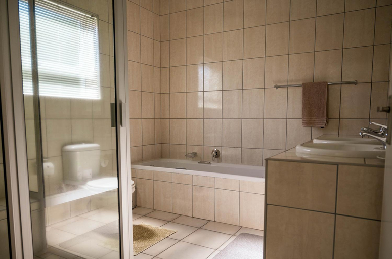 Bathroom, Monte Video Guesthouse, Cape Winelands