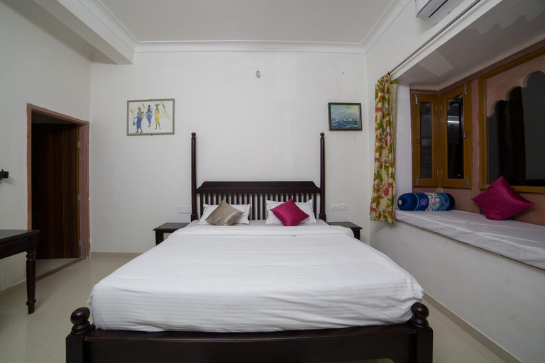 Bedroom 2, The Kumbhalmer Resort & Spa, Udaipur