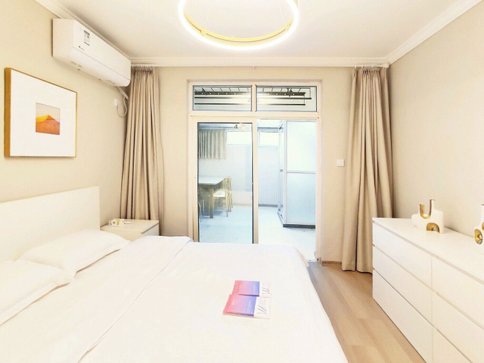 Room 2, Shanghai Hills & Linghu's Cozy 3-BedHome, Shanghai