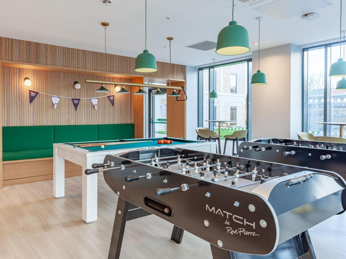 Food & Drinks 5, Straits Meadow in Edinburgh City Centre, Edinburgh