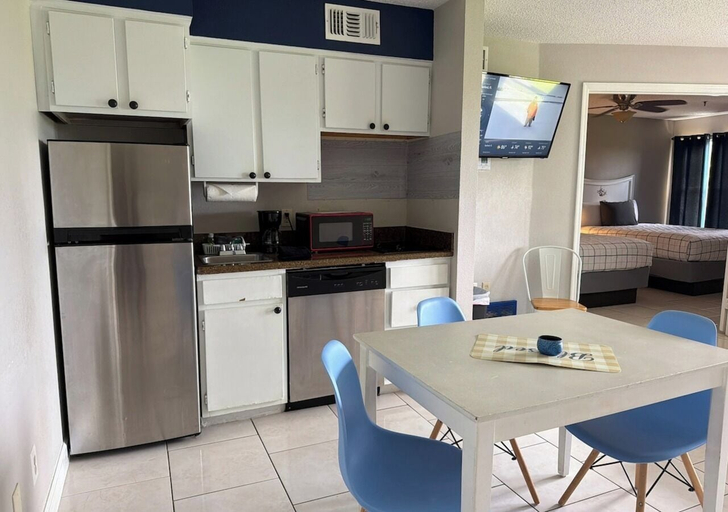 Private kitchen 2, Lyrios Vacation Rentals - The Palms, Osceola